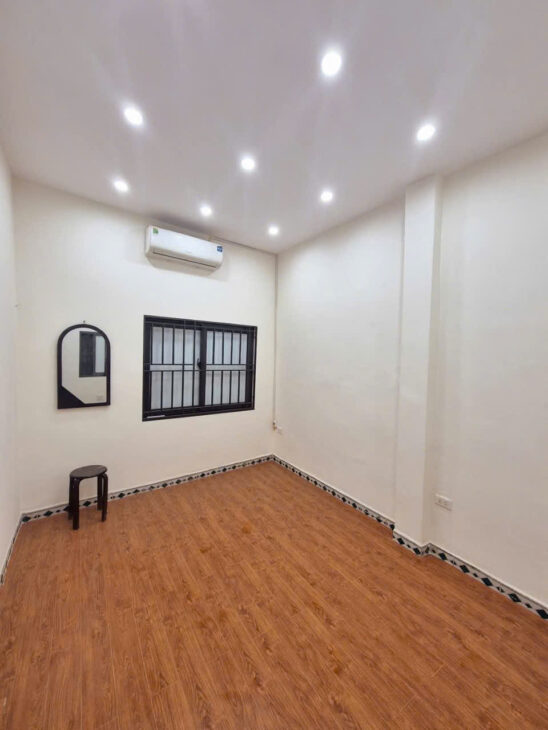 Nhỉnh 3 tỷ – Nhà TÔN ĐỨC THẮNG – HK ĐỐNG ĐA – Phân Khúc Hiếm – Nhà mới ở luôn – Khu đông dân – Dt