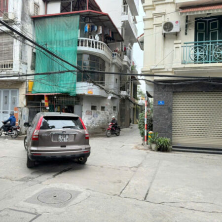 Tòa Nhà VŨ NGỌC PHAN 2 Mặt Ngõ To Như Phố – Mới keng -Hơn 20 Phòng Full Nội thất – Thang Máy – Kinh