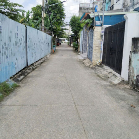 Bán nhà đối diện trường Cao Đẳng Điện Lực,Hà Huy Giáp,Quận 12 chỉ 4 tỷ