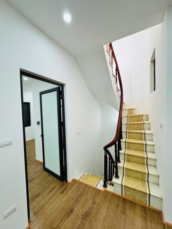 Bán nhà mới xây 34m2, 4 tầng, 3PN, 3WC, Vĩnh Hưng – Hoàng Mai – 3.7 tỷ sổ chung