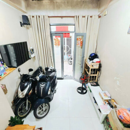 SÁT MẶT TIỀN ĐOÀN VĂN BƠ DIỆN TÍCH SD 124 M2 CHỈ 4 TỶ Q4