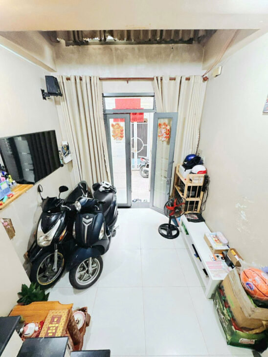 SÁT MẶT TIỀN ĐOÀN VĂN BƠ DIỆN TÍCH SD 124 M2 CHỈ 4 TỶ Q4