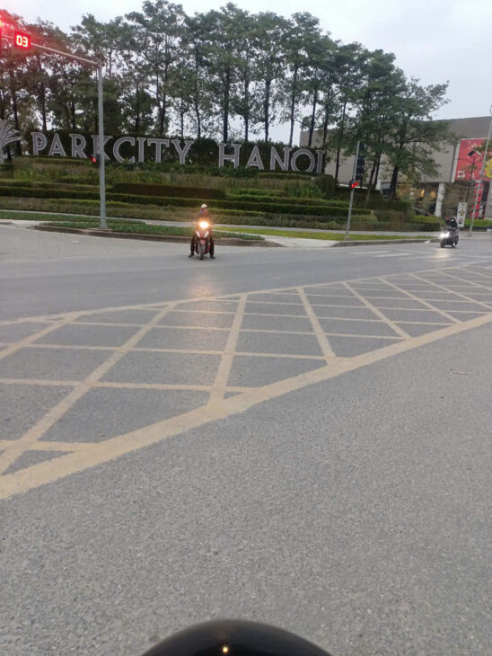 BÁN NHÀ 85M , MẶT TIỀN 4.1M HÀNG XÓM PAR CITY KINH ĐÔ HOA LỆ GIÁ CHỈ 10 TỶ