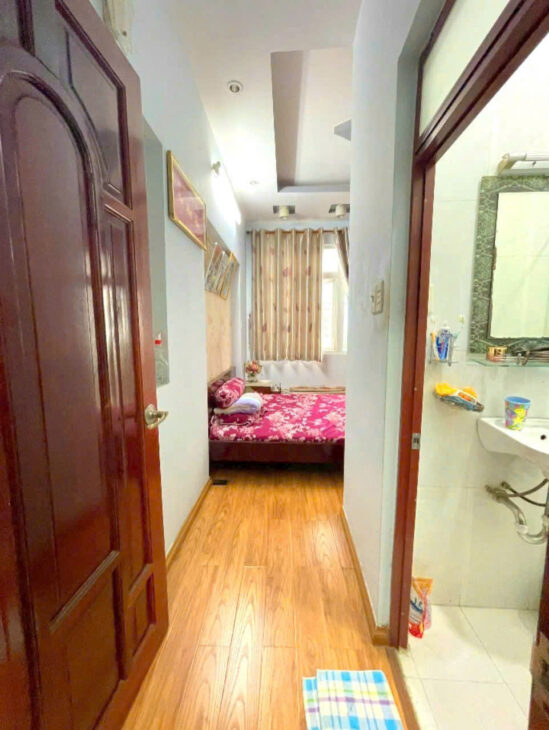 SÁT MẶT TIỀN ĐƯỜNG SỐ 30M VĨNH HỘI NGANG 4 X 13 M ĐÚC XÂY MỚI 3 TẤM CÓ 6 TỶ