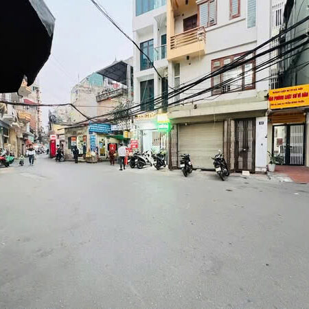 Bán Nhà Dòng Tiền Tôn Đức Thắng Ngõ thông rộng gần phố dòng tiền1,2 tỷ/ thángDT70mgiá16 tỷ