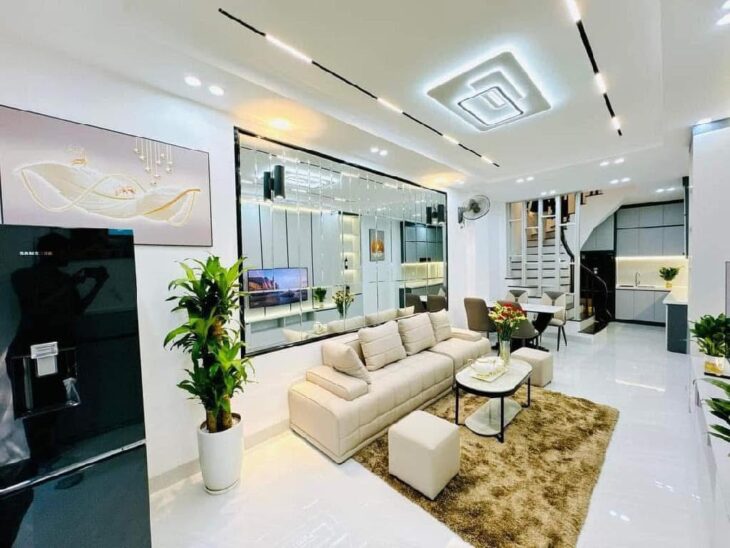 Bán nhà cực đẹp dân xây 4 tầng – trung tậm quận Đống Đa – FULL nội thất hiện đại