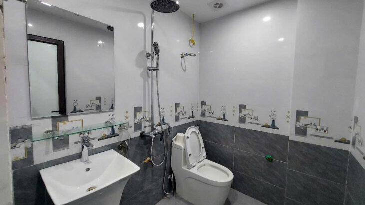 ANH CHỦ GỬI BÁN CĂN NHÀ 5 TẦNG MỚI TINH Ở ĐÔNG MỸ – GẦN TỰ KHOÁT NGŨ HIỆP, CHỈ 3,75 LÀ CHỐT