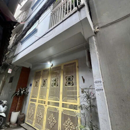 # Phan kế Bính 30mv mặt ngõ 5 tầng NHÀ DÂN XÂY CHẮC CHẮN – CÁCH MẶT PHỐ 5M – NGÕ THÔNG – KINH