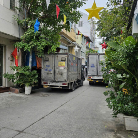 Đường xe tải tránh???? nhau Nhà ngay trung tâm Q 4 4 TẤM NGANG 3.6 NỞ 3.8 DÀI 15M DƯỚI 6,8 tỷ