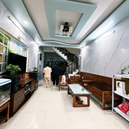 Nhà Hào Khê – Quán Nam, 47m 3 tầng sân riêng trước – Giá 2.68 tỉ – Hướng Đông Nam Nhà Hào Khê – Quán Nam, 47m 3 tầng sân riêng trước – Giá 2.68 tỉ – Hướng Đông Nam