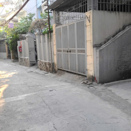 Bán đất tặng nhà Bắc Cầu – Ô tô Tránh- 45m2 nhỉnh 4.8 tỷ ( Thương Lượng)