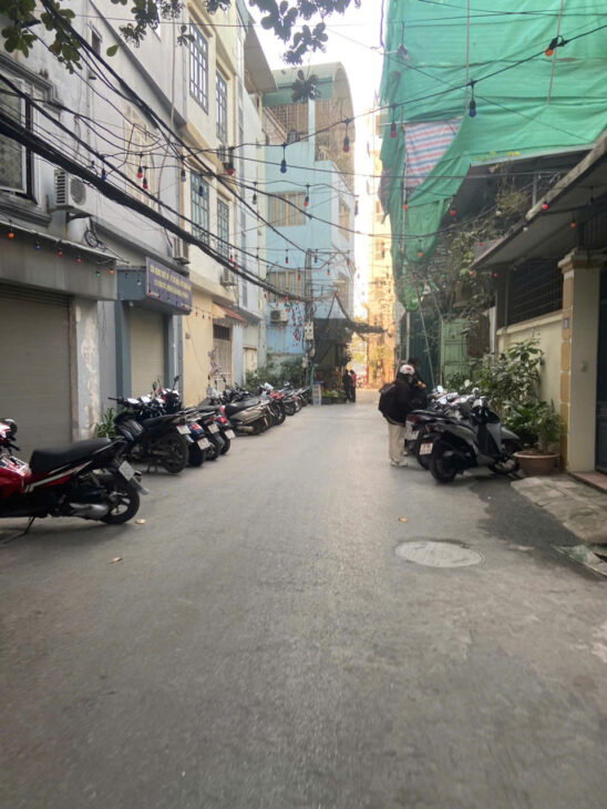 Bán đất tặng nhà Bắc Cầu – Ô tô Tránh- 45m2 nhỉnh 4.8 tỷ ( Thương Lượng)