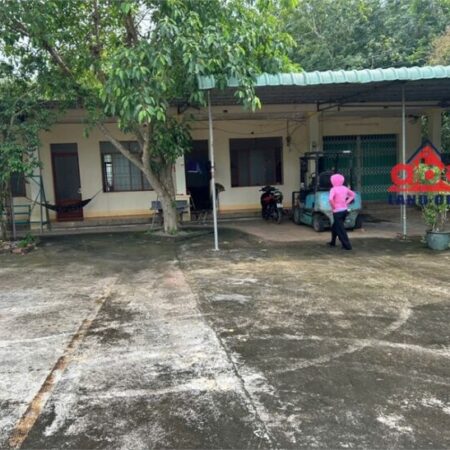 X135 chuyển nhượng toàn bộ Xưởng và đất, xa dân cư phục vụ SX. kho bãi. giao liền