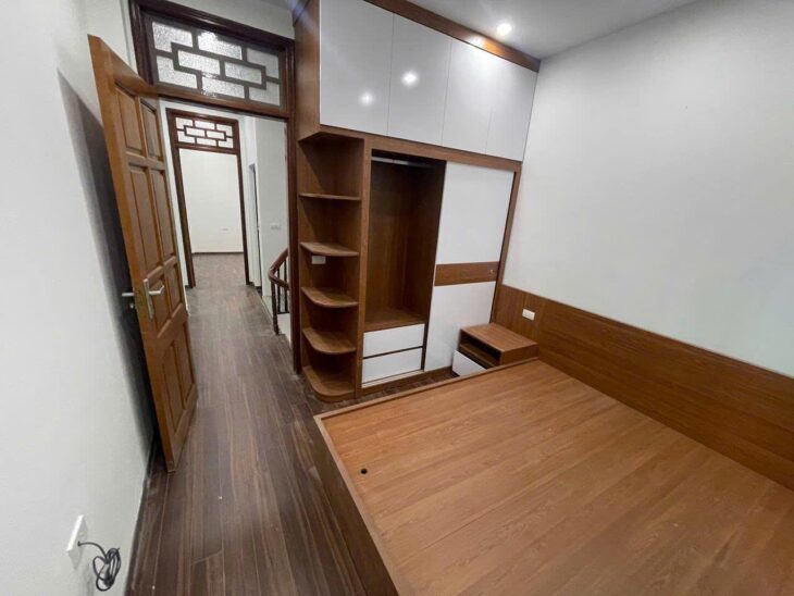 bán nhà ngõ 15 Tả Thanh Oai: 5 tầng, 40m², kinh doanh đỉnh, ảnh thật 100%, giá 4.2 tỷ. LH 0844444453