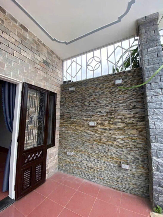 Cho Thuê căn nhà 2 Tầng mặt tiền Đường Đặng Tất tp Huế ,full nội thất