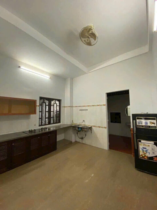 Cho Thuê căn nhà 2 Tầng mặt tiền Đường Đặng Tất tp Huế ,full nội thất