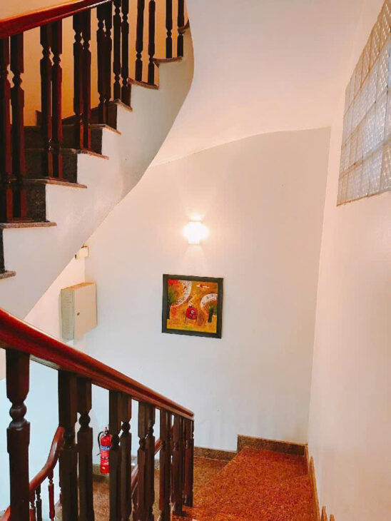 Hoàng Hoa Thám Ba Đình – gần ô tô – lô góc – xây CCMN – 60m chỉ 9.2 tỷ