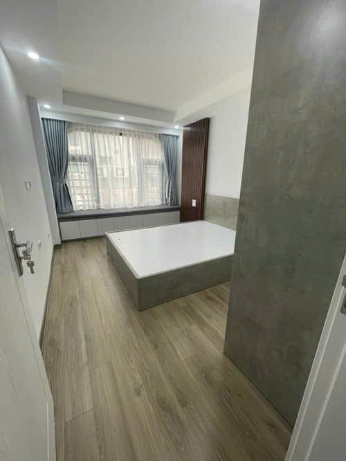 CHỈ VÀI BƯỚC CHÂN RA PHỐ, Ô TÔ TRÁNH BA ĐÌNH, GẦN TRƯỜNG, CHỢ, NHỈNH 7.15 TỶ