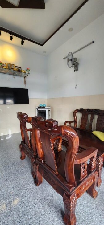 (Hot) CHỈ 2.65 TỶ, NHÀ CẤP 4, CHIỀU NGANG KHỦNG 8M,DT 171M² LÁI THIÊU, TP. THUẬN AN, BD