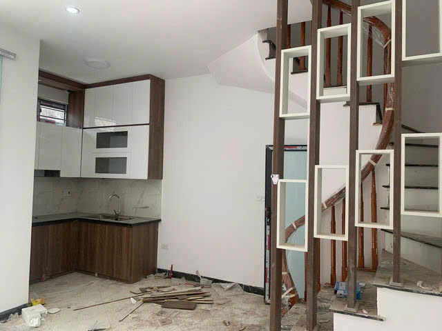 NHÀ MỚI PHỐ KIM QUAN,M30M2,5 TẦNG,MT5M,5 TỶ CÓ THƯƠNG LƯỢNG.