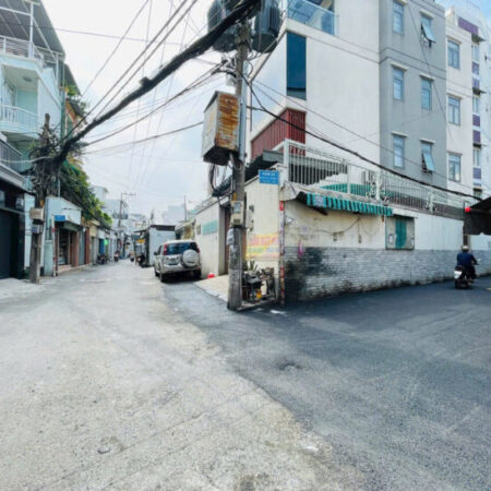 8.6 tỷ-bán CHDV 6 tầng 14 phòng.TDT 360m2- hẻm xe hơi- gần công viên Gia Định- Phạm Văn Đồng-thu