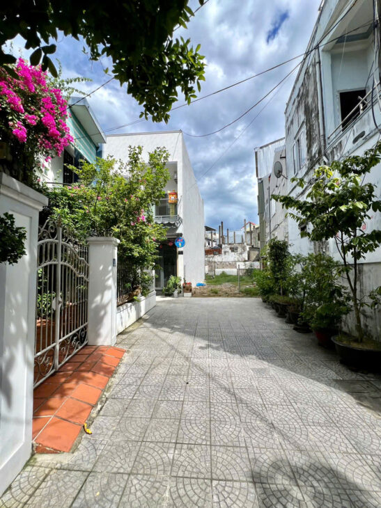 Chỉ 2,4x tỷ. Bán Đất Đẹp Kiệt Ô Tô – Nguyễn Huệ, TP. Huế