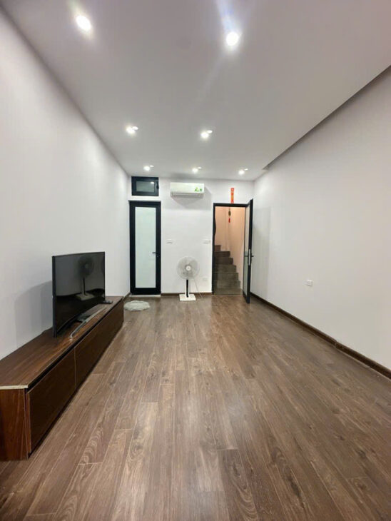 NGÕ HOÀNG AN – TRUNG PHỤNG 38M2 X 4 TẦNG – 7.1 TỶ – NGÕ RỘNG 3 BÁNH CHẠY VÒNG TRÒN