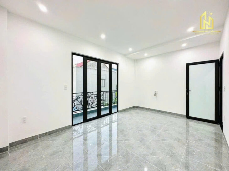 Bán nhà Khúc Thừa Dụ, 54m2 4 tầng, mới tinh, Ô.tô đỗ cửa, Giá 3.95 tỉ