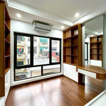Bán nhà 6 tầng, 33m², 5PN, 3WC, Hoàng Mai – 8.3 tỷ Hoặc: Nhà 6 tầng, 33m², 5PN, Hoàng Mai, Định