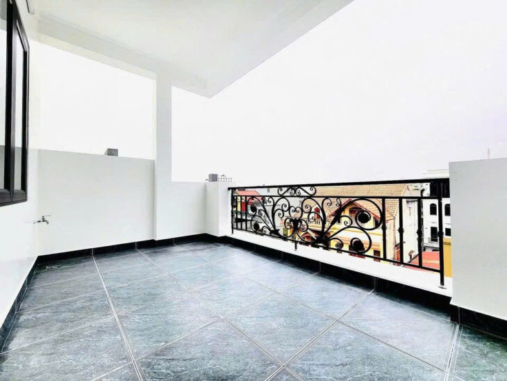 Nhà ngõ 89 Trại Lẻ – Kênh Dương, 56m 4 tầng mới tinh ngõ nông – Giá 3.95 tỉ