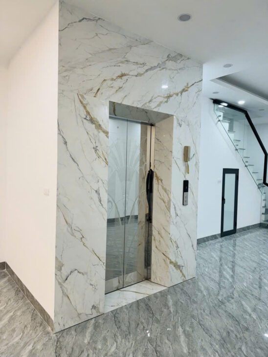 ???? NHÀ ĐẸP BỒ ĐỀ 41M2 – 6 tầng mới koong view hồ điều hòa , nhỉnh 9 tỷ