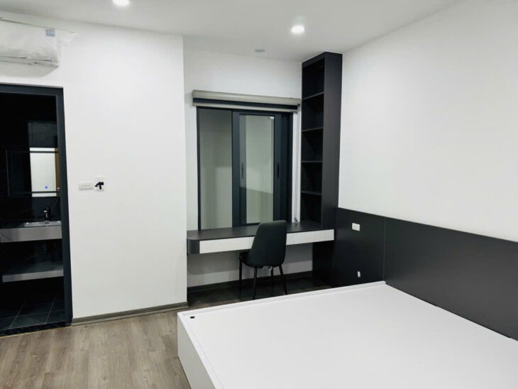 ???? NHÀ ĐẸP BỒ ĐỀ 41M2 – 6 tầng mới koong view hồ điều hòa , nhỉnh 9 tỷ