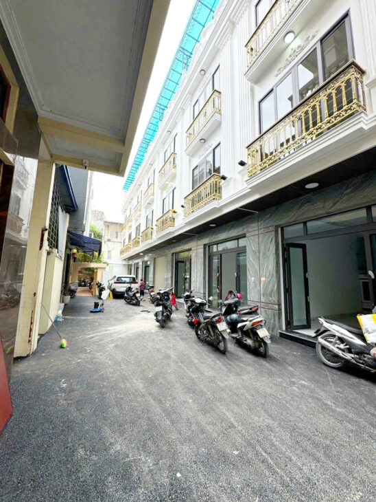 Nhà phố Hồ Sen – Lê Chân, 50m 4 tầng mới tinh – ô.tô đỗ cửa 24h – Giá 4.98 tỉ
