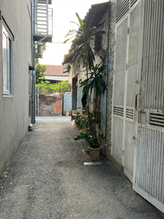 Bán nhà 3 tầng, 32m², 2PN, 2WC, ngõ 422 Sơn Đồng, Hoài Đức, 3 tỷ, sổ đỏ