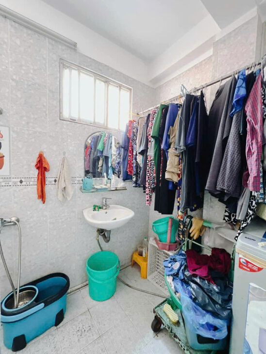 SÁT MẶT TIỀN ĐƯỜNG ĐOÀN VĂN BƠ 5 TẦNG BTCT DIỆN TÍCH SD 120 M2 CÓ 4 TỶ