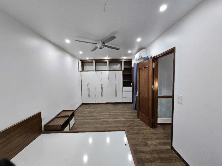 ???? BÁN GẤP ÁI MỘ 31M ,MT3,5 , dân xây ,ô tô vị trí hiếm ,rẻ 6,5 tỷ