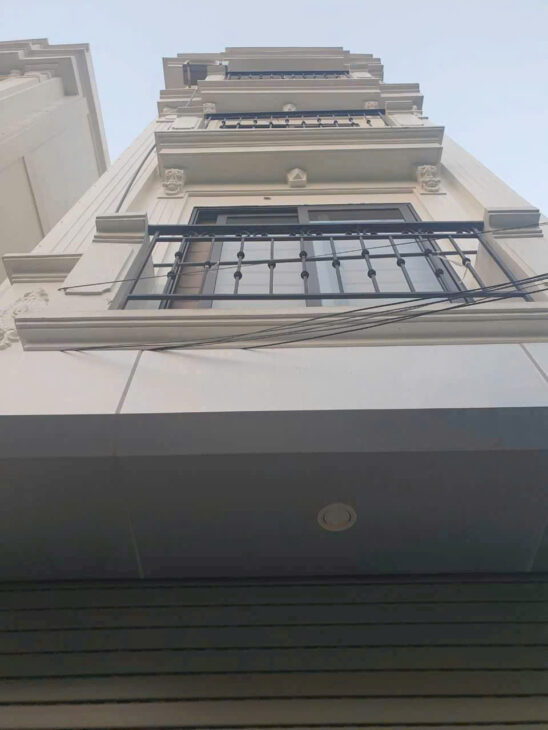 Siêu đẹp Trịnh Văn Bô 39m2-5T, ô tô đỗ cửa, tặng NT ở ngay, giá 6.68tỷ