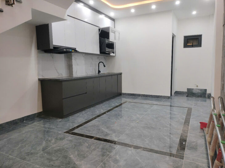 bán nhà ngõ phố Lạch Tray,Ngô Quyền,Hải Phòng, vị trí cực đẹp.view đăng sau là hồ điều hòa
