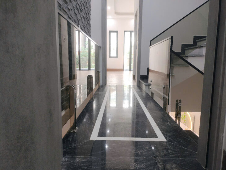 bán nhà ngõ phố Lạch Tray,Ngô Quyền,Hải Phòng, vị trí cực đẹp.view đăng sau là hồ điều hòa