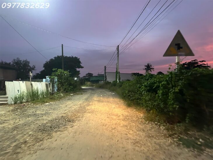 Bán nhà 6m x 45m Đường Võ Văn Tần – Tân Tiến – TX LaGi giá rẻ 1.3 tỷ gần Biển