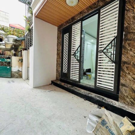 Kim Đồng Giáp Bát Nhà Mới 50m 5 Tầng 8 phòng 8.95 tỷ Sổ Riêng