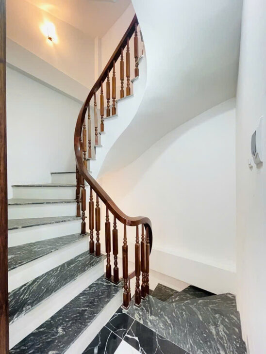 BÁN NHÀ 5TẦNG PHÚ LƯƠNG – NHÀ ĐẸP ĐÓN TẾT – LÔ GÓC – NGÕ RỘNG 3.2M – BA BƯỚC RA PHỐ – CHỈ 6TỶ
