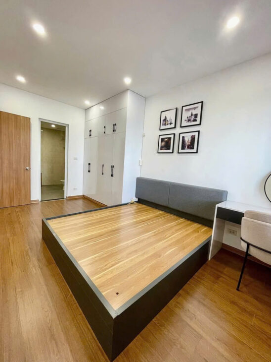 Chính chủ bán căn hộ Hồ Gươm Plaza 74m2 2 ngủ 2 vệ sinh full đồ đẹp giá 4,55 tỷ