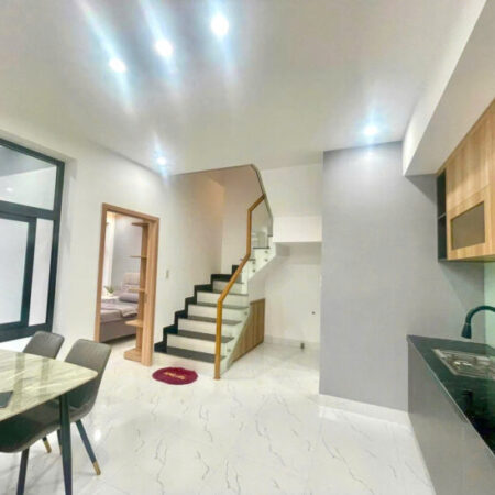 Nhà đẹp 2 tầng 112 Minh Mạng , Thuỷ Xuân , Tp Huế đường ô tô thoải mái full nội thất giá chỉ 2,X Tỷ