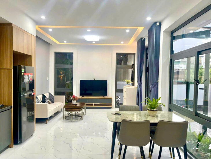 Nhà đẹp 2 tầng 112 Minh Mạng , Thuỷ Xuân , Tp Huế đường ô tô thoải mái full nội thất giá chỉ 2,X Tỷ