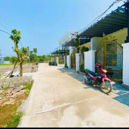 Đất đẹp kiệt ô tô TDP Tây Trì Nhơn , Phường Phú Thượng , Tp Huế sát trường Tiểu Học , Mầm Non