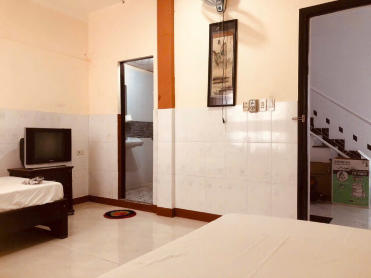 Bán Khách sạn 4 tầng – 8 Phòng Nguyễn Tri Phương cách MT 30m ,TP Huế