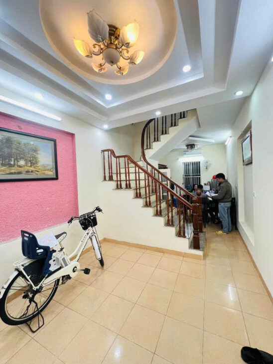 123 Thuy khuê căn nhà 7,5 tỷ 5 tầng 6 ngủ 3 bước ra phố tiện ích ngập tràn Thụy Khuê gần Chu Văn