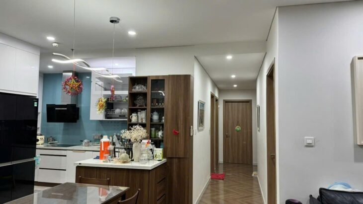 Bán căn góc 3 phòng ngủ sáng toà R4/R5 Royal City – 72 Nguyễn Trãi
