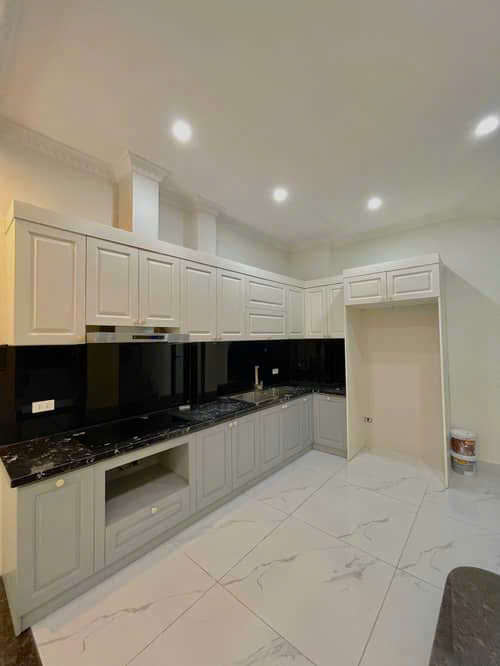 BÁN GẤP NHÀ BỒ ĐỀ – LONG BIÊN – 55M2 x 6T – 5M – 12.8 TỶ – GẦN PHỐ – Ô TÔ ĐỖ CỬA